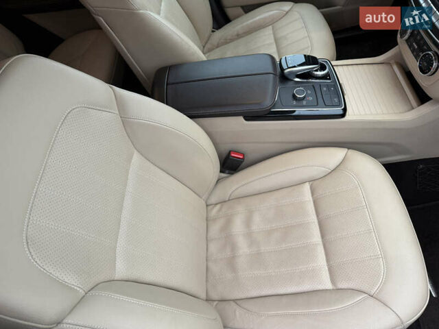 Синий Мерседес ГЛЕ-Класс, объемом двигателя 3.5 л и пробегом 85 тыс. км за 28500 $, фото 62 на Automoto.ua