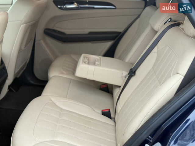 Синий Мерседес ГЛЕ-Класс, объемом двигателя 3.5 л и пробегом 85 тыс. км за 28500 $, фото 59 на Automoto.ua