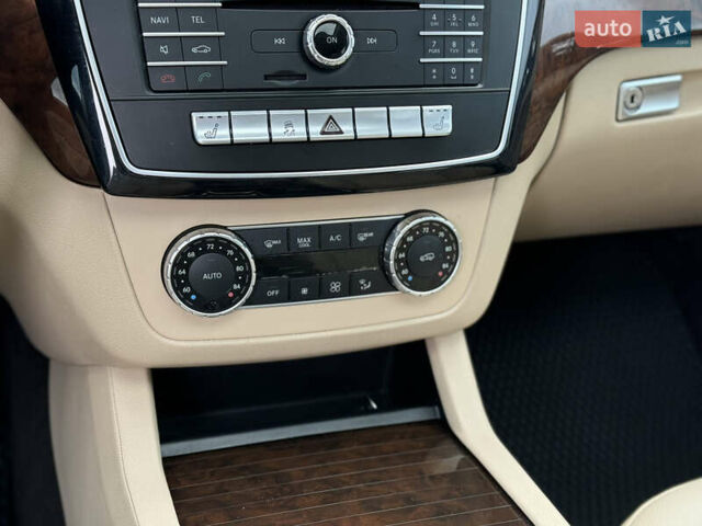 Синий Мерседес ГЛЕ-Класс, объемом двигателя 3.5 л и пробегом 142 тыс. км за 20999 $, фото 77 на Automoto.ua