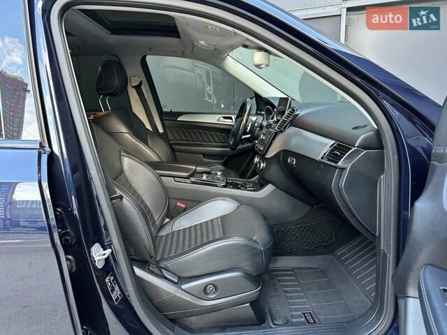 Синій Мерседес ГЛЕ-Клас, об'ємом двигуна 3 л та пробігом 170 тис. км за 29850 $, фото 49 на Automoto.ua