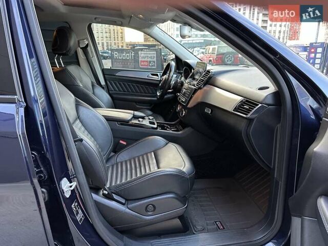 Синій Мерседес ГЛЕ-Клас, об'ємом двигуна 3 л та пробігом 170 тис. км за 29850 $, фото 100 на Automoto.ua