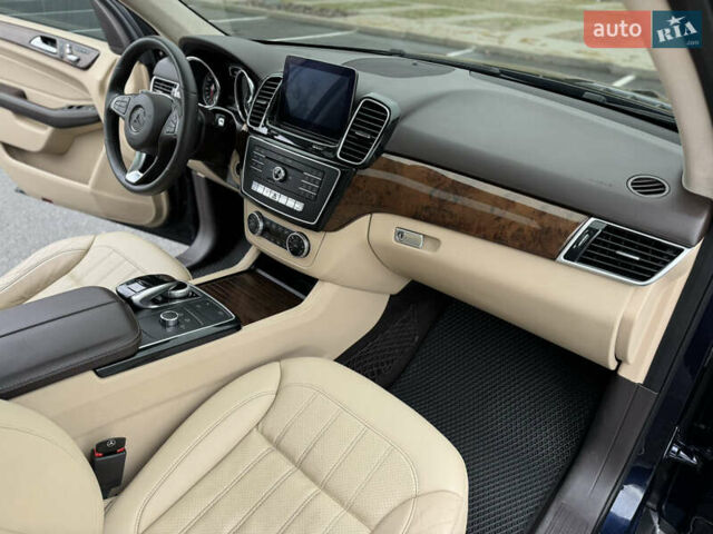 Синий Мерседес ГЛЕ-Класс, объемом двигателя 3.5 л и пробегом 142 тыс. км за 20999 $, фото 67 на Automoto.ua