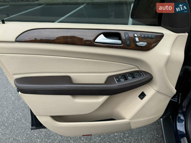 Синий Мерседес ГЛЕ-Класс, объемом двигателя 3.5 л и пробегом 142 тыс. км за 20999 $, фото 47 на Automoto.ua