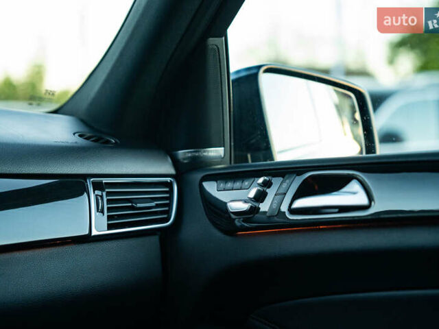 Синий Мерседес ГЛЕ-Класс, объемом двигателя 3 л и пробегом 154 тыс. км за 31700 $, фото 36 на Automoto.ua