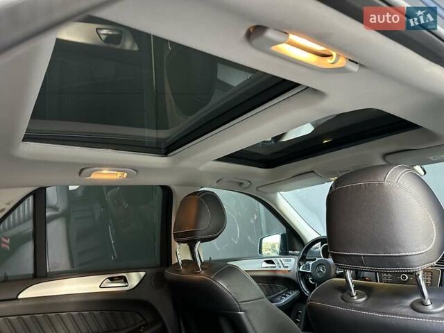 Синій Мерседес ГЛЕ-Клас, об'ємом двигуна 3 л та пробігом 170 тис. км за 29850 $, фото 70 на Automoto.ua