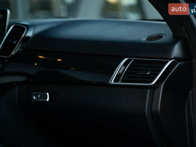 Синий Мерседес ГЛЕ-Класс, объемом двигателя 3 л и пробегом 154 тыс. км за 31700 $, фото 35 на Automoto.ua