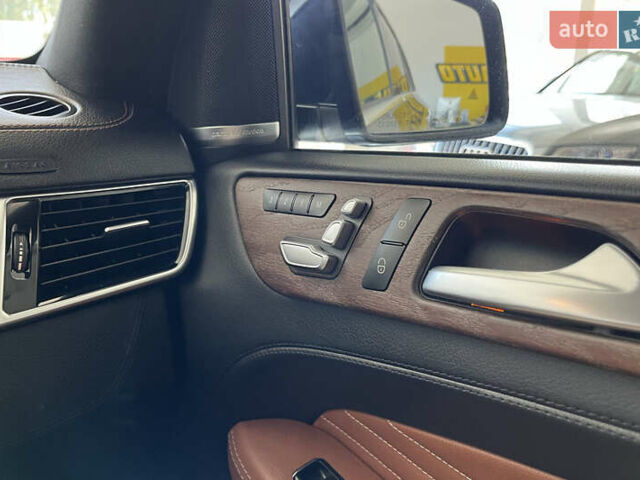 Синий Мерседес ГЛЕ-Класс, объемом двигателя 2.99 л и пробегом 158 тыс. км за 45000 $, фото 19 на Automoto.ua