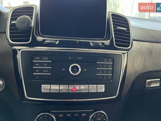 Синий Мерседес ГЛЕ-Класс, объемом двигателя 2.99 л и пробегом 158 тыс. км за 45000 $, фото 7 на Automoto.ua