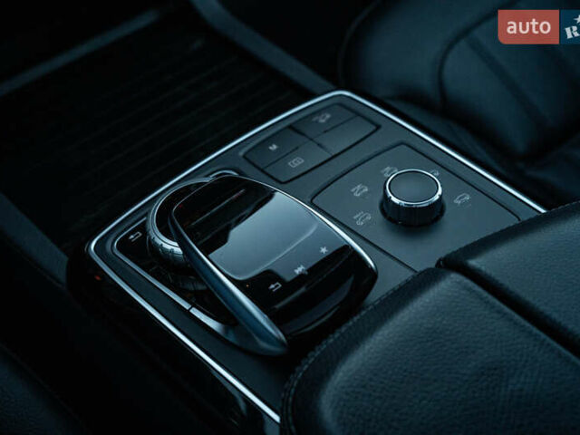 Синий Мерседес ГЛЕ-Класс, объемом двигателя 3 л и пробегом 154 тыс. км за 31700 $, фото 34 на Automoto.ua