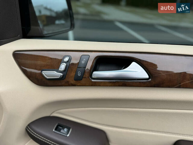 Синий Мерседес ГЛЕ-Класс, объемом двигателя 3.5 л и пробегом 142 тыс. км за 20999 $, фото 64 на Automoto.ua