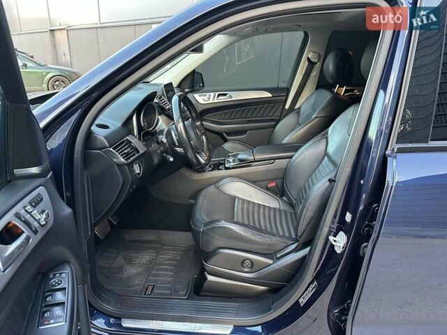 Синій Мерседес ГЛЕ-Клас, об'ємом двигуна 3 л та пробігом 170 тис. км за 29850 $, фото 76 на Automoto.ua