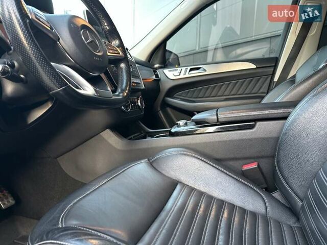 Синій Мерседес ГЛЕ-Клас, об'ємом двигуна 3 л та пробігом 170 тис. км за 29850 $, фото 88 на Automoto.ua