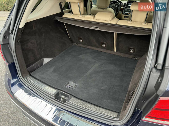 Синий Мерседес ГЛЕ-Класс, объемом двигателя 3.5 л и пробегом 142 тыс. км за 20999 $, фото 94 на Automoto.ua