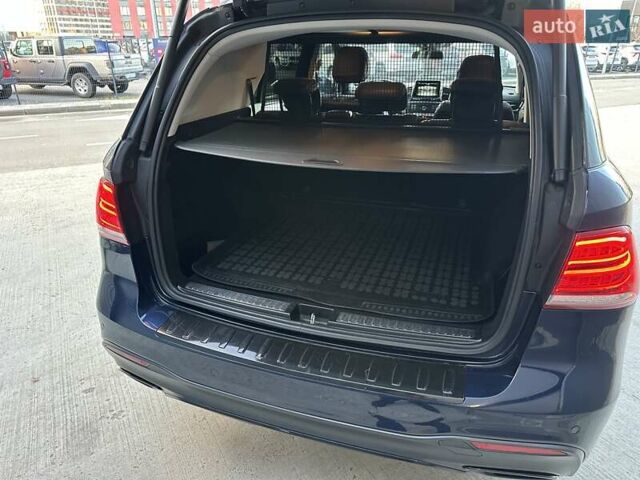 Синій Мерседес ГЛЕ-Клас, об'ємом двигуна 3 л та пробігом 170 тис. км за 29850 $, фото 98 на Automoto.ua