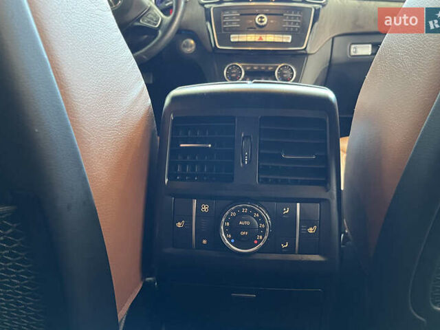 Синий Мерседес ГЛЕ-Класс, объемом двигателя 2.99 л и пробегом 158 тыс. км за 45000 $, фото 15 на Automoto.ua