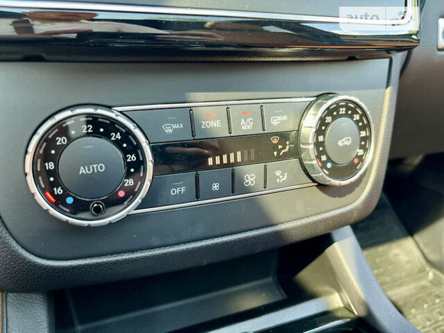 Синій Мерседес ГЛЕ-Клас, об'ємом двигуна 2.99 л та пробігом 53 тис. км за 57500 $, фото 122 на Automoto.ua