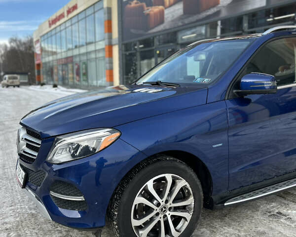 Синий Мерседес ГЛЕ-Класс, объемом двигателя 3 л и пробегом 173 тыс. км за 33333 $, фото 3 на Automoto.ua