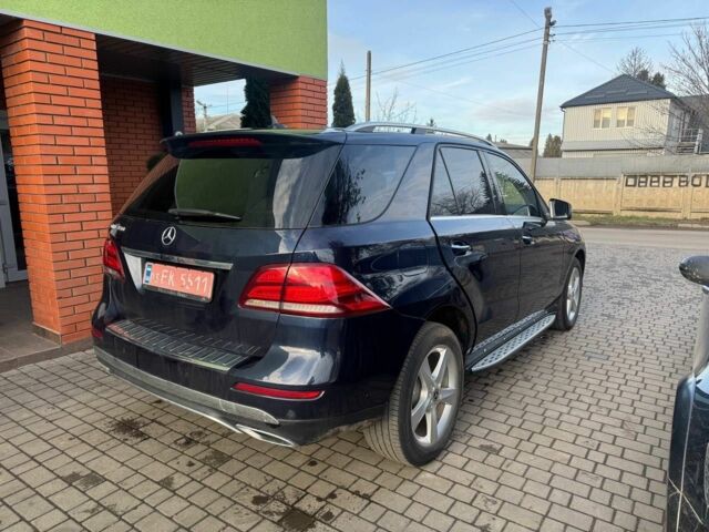 Синий Мерседес ГЛЕ-Класс, объемом двигателя 3.5 л и пробегом 169 тыс. км за 28000 $, фото 2 на Automoto.ua