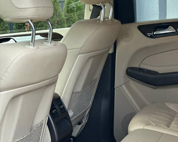 Синий Мерседес ГЛЕ-Класс, объемом двигателя 3.5 л и пробегом 169 тыс. км за 31000 $, фото 14 на Automoto.ua