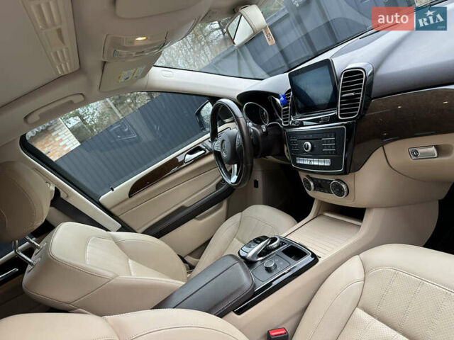 Синий Мерседес ГЛЕ-Класс, объемом двигателя 3.5 л и пробегом 169 тыс. км за 31000 $, фото 11 на Automoto.ua