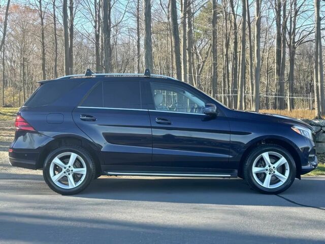 Синий Мерседес ГЛЕ-Класс, объемом двигателя 3.5 л и пробегом 30 тыс. км за 12700 $, фото 7 на Automoto.ua