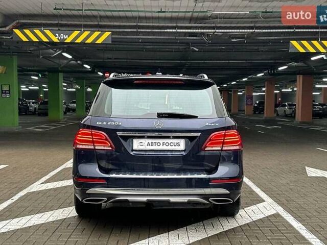 Синий Мерседес ГЛЕ-Класс, объемом двигателя 2.14 л и пробегом 185 тыс. км за 28990 $, фото 5 на Automoto.ua