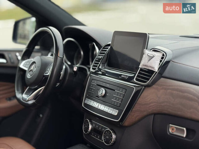 Синий Мерседес ГЛЕ-Класс, объемом двигателя 3 л и пробегом 270 тыс. км за 39999 $, фото 9 на Automoto.ua
