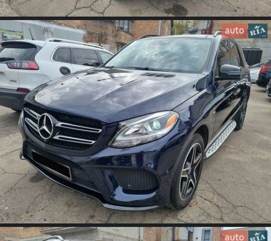 Синий Мерседес ГЛЕ-Класс, объемом двигателя 3 л и пробегом 135 тыс. км за 36999 $, фото 7 на Automoto.ua