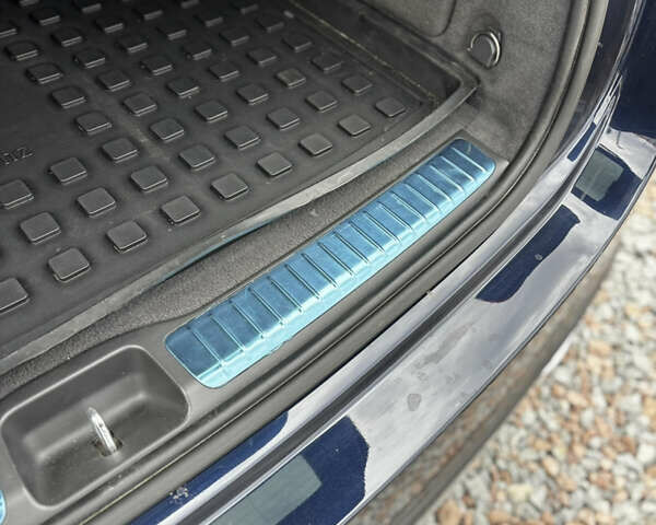 Синий Мерседес ГЛЕ-Класс, объемом двигателя 2 л и пробегом 83 тыс. км за 55990 $, фото 30 на Automoto.ua