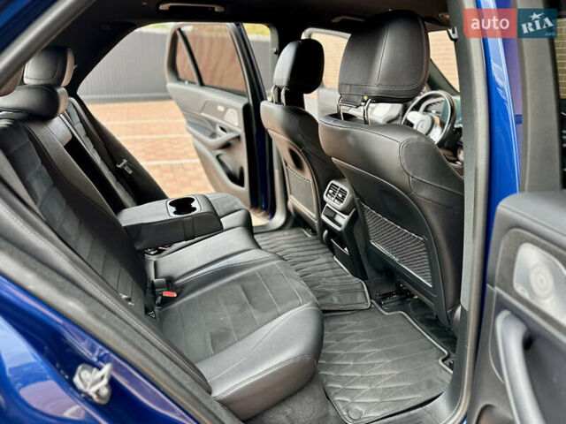 Синий Мерседес ГЛЕ-Класс, объемом двигателя 2.93 л и пробегом 118 тыс. км за 59900 $, фото 51 на Automoto.ua