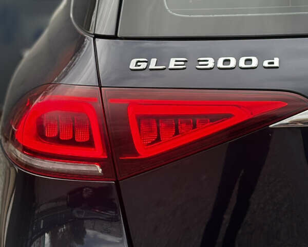 Синий Мерседес ГЛЕ-Класс, объемом двигателя 2 л и пробегом 83 тыс. км за 55990 $, фото 35 на Automoto.ua