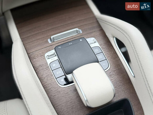 Синий Мерседес ГЛЕ-Класс, объемом двигателя 1.99 л и пробегом 32 тыс. км за 54900 $, фото 11 на Automoto.ua