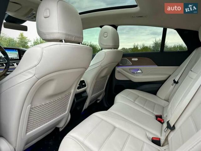 Синий Мерседес ГЛЕ-Класс, объемом двигателя 1.99 л и пробегом 53 тыс. км за 82999 $, фото 60 на Automoto.ua