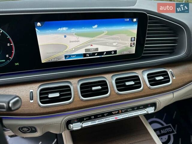 Синий Мерседес ГЛЕ-Класс, объемом двигателя 1.99 л и пробегом 53 тыс. км за 82999 $, фото 88 на Automoto.ua