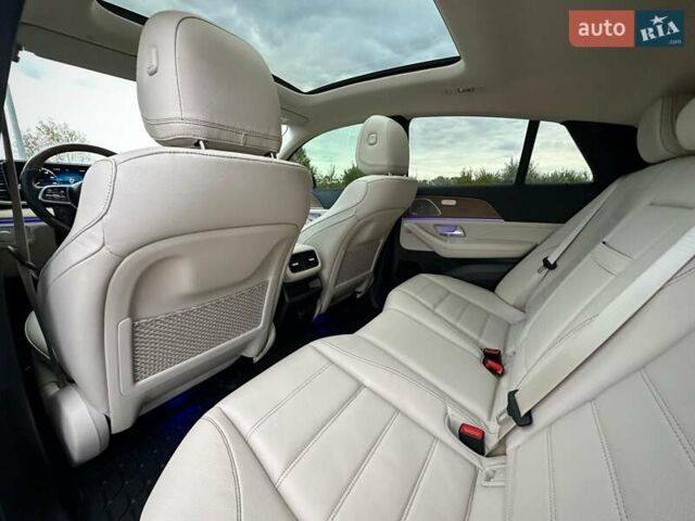 Синий Мерседес ГЛЕ-Класс, объемом двигателя 1.99 л и пробегом 53 тыс. км за 82999 $, фото 50 на Automoto.ua