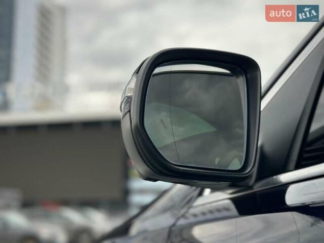 Синий Мерседес ГЛЕ-Класс, объемом двигателя 1.99 л и пробегом 53 тыс. км за 82999 $, фото 17 на Automoto.ua