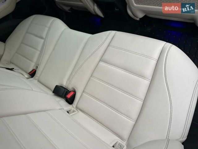 Синий Мерседес ГЛЕ-Класс, объемом двигателя 1.99 л и пробегом 53 тыс. км за 82999 $, фото 72 на Automoto.ua