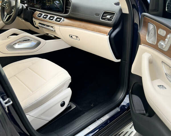 Синий Мерседес ГЛЕ-Класс, объемом двигателя 3 л и пробегом 25 тыс. км за 73600 $, фото 9 на Automoto.ua