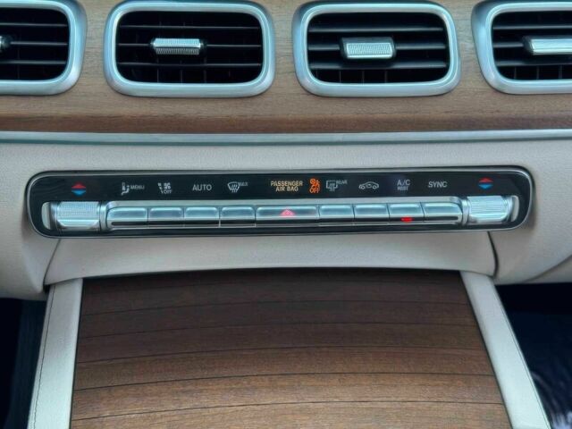 Синий Мерседес ГЛЕ-Класс, объемом двигателя 2 л и пробегом 22 тыс. км за 35000 $, фото 9 на Automoto.ua