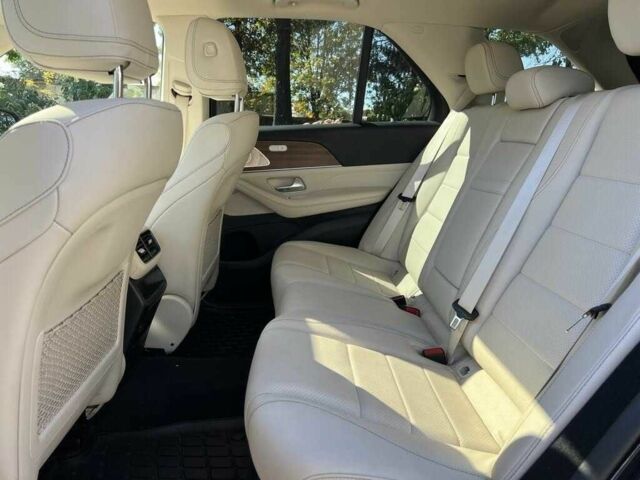 Синій Мерседес ГЛЕ-Клас, об'ємом двигуна 2 л та пробігом 14 тис. км за 29000 $, фото 11 на Automoto.ua