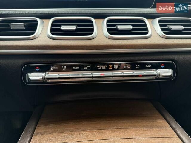 Зелений Мерседес ГЛЕ-Клас, об'ємом двигуна 1.95 л та пробігом 54 тис. км за 58500 $, фото 32 на Automoto.ua