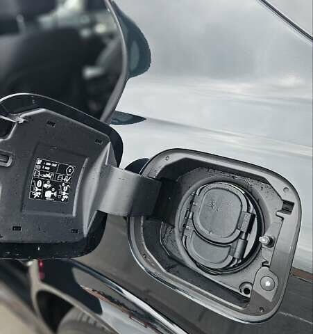 Зеленый Мерседес ГЛЕ-Класс, объемом двигателя 1.95 л и пробегом 97 тыс. км за 61900 $, фото 9 на Automoto.ua