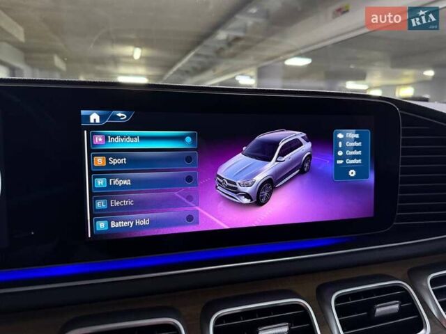 Зеленый Мерседес ГЛЕ-Класс, объемом двигателя 2 л и пробегом 20 тыс. км за 115500 $, фото 78 на Automoto.ua