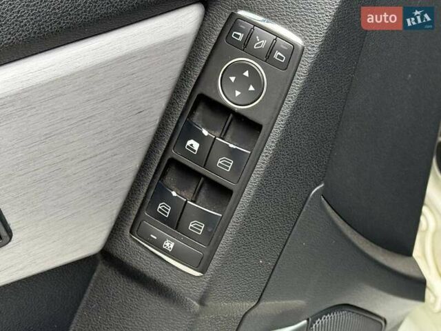 Мерседес ГЛК-Класс 2008 в Одессе на Automoto.ua Белый Мерседес ГЛК-Класс, объемом двигателя 3 л и пробегом 290 тыс. км за 12190 $, фото 11 на Automoto.ua