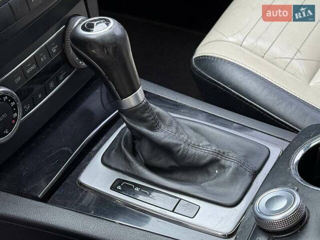 Мерседес ГЛК-Класс 2008 в Одессе на Automoto.ua Белый Мерседес ГЛК-Класс, объемом двигателя 3 л и пробегом 290 тыс. км за 12190 $, фото 14 на Automoto.ua
