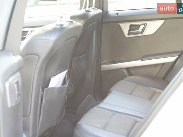 Белый Мерседес ГЛК-Класс, объемом двигателя 2.14 л и пробегом 360 тыс. км за 11900 $, фото 18 на Automoto.ua