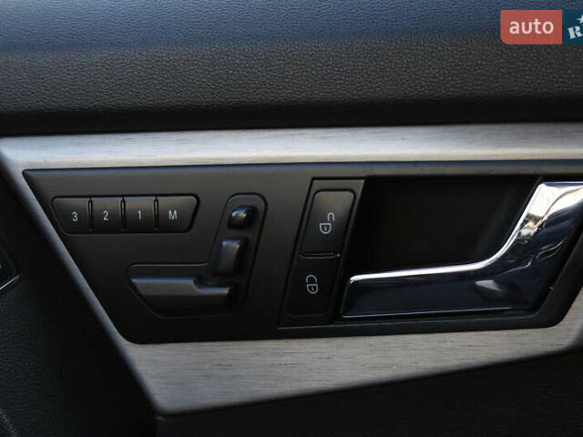 Белый Мерседес ГЛК-Класс, объемом двигателя 2.14 л и пробегом 360 тыс. км за 11900 $, фото 24 на Automoto.ua