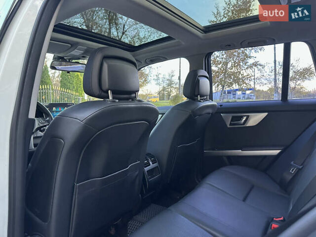 Белый Мерседес ГЛК-Класс, объемом двигателя 2.14 л и пробегом 285 тыс. км за 16300 $, фото 28 на Automoto.ua