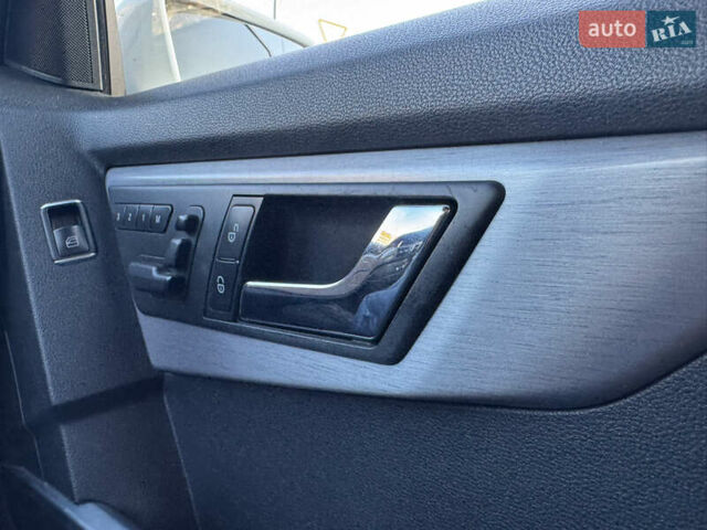 Белый Мерседес ГЛК-Класс, объемом двигателя 2.14 л и пробегом 360 тыс. км за 11900 $, фото 7 на Automoto.ua