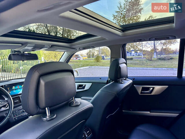 Белый Мерседес ГЛК-Класс, объемом двигателя 2.14 л и пробегом 285 тыс. км за 16300 $, фото 22 на Automoto.ua